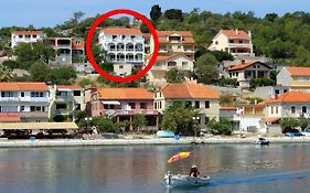 Apartment Sali 890B